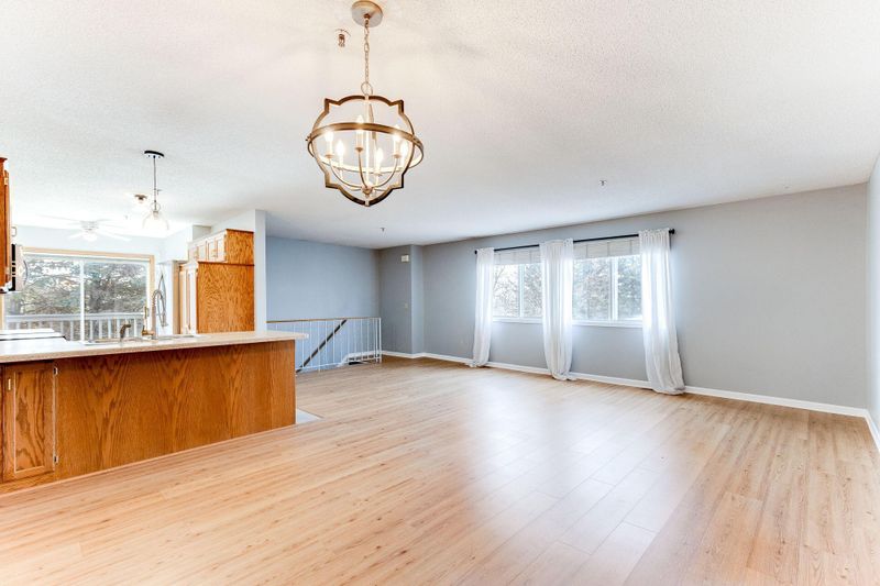3143 Manitou Dr #24, White Bear Lake, MN 55110