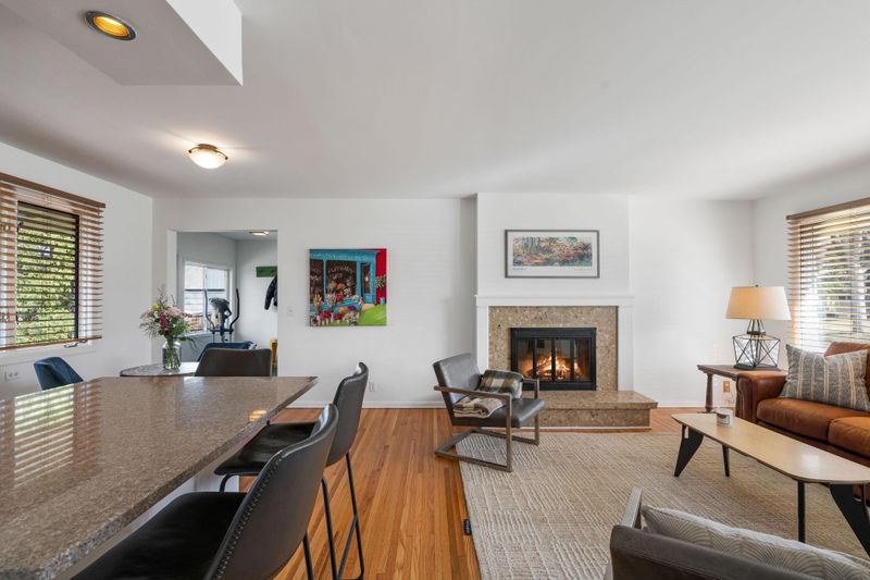 6608 Warren Ave S, Edina, MN 55439