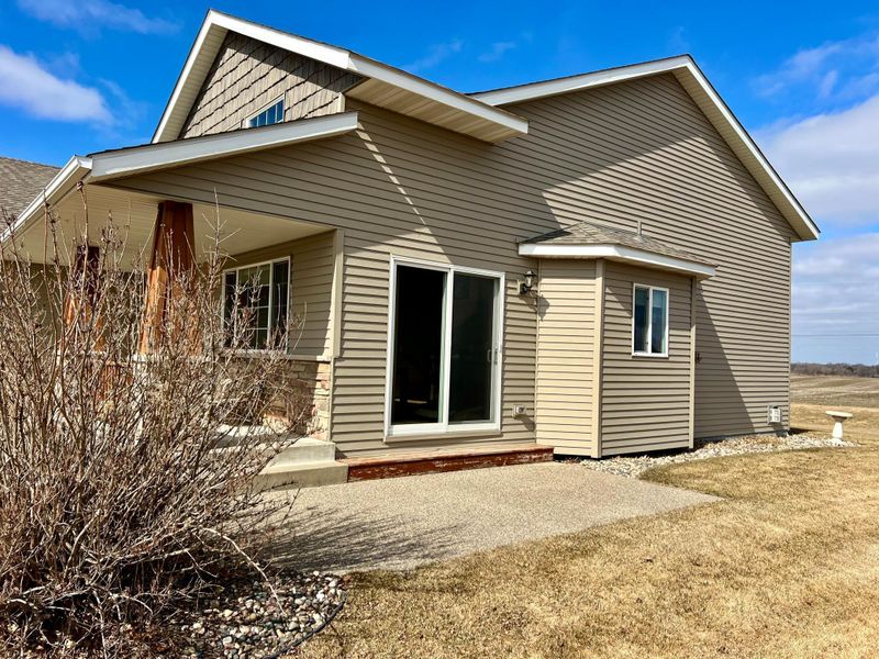 409 Jasmine Ln, Saint Joseph, MN 56374