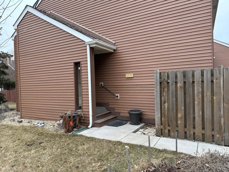 840 Seal St, Saint Paul, MN 55114
