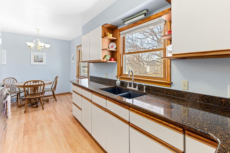 1223 Ottawa Ave, West Saint Paul, MN 55118