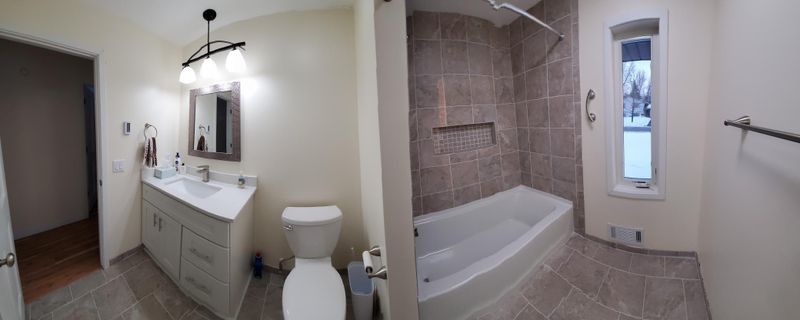 8481 156th Street Ct, Apple Valley, MN 55124