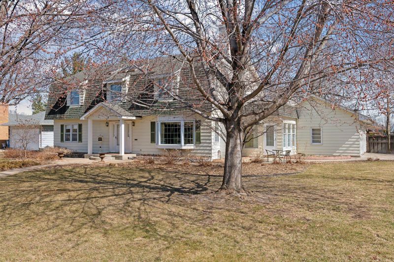 7145 Park Ave, Richfield, MN 55423