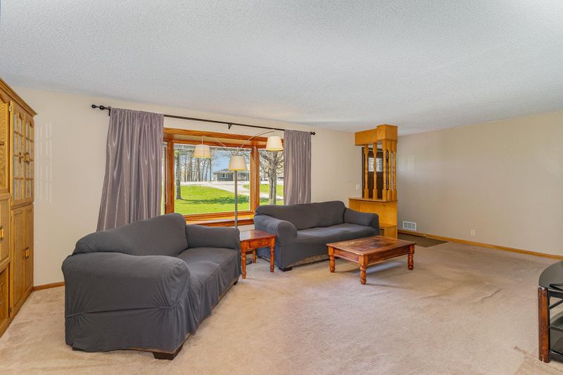 37585 State Highway 13, Montgomery, MN 56069