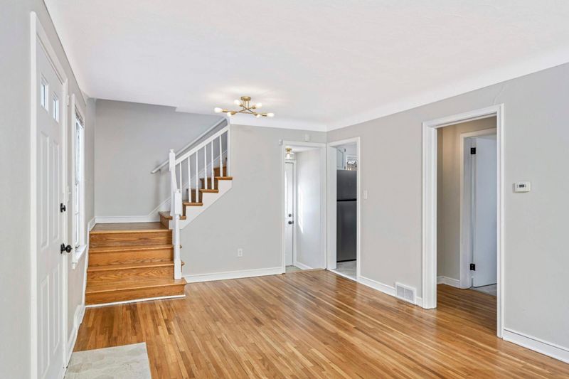 1845 Hawthorne Ave E, Saint Paul, MN 55119