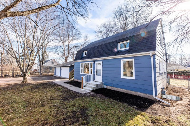 2050 107th Ave NW, Coon Rapids, MN 55433