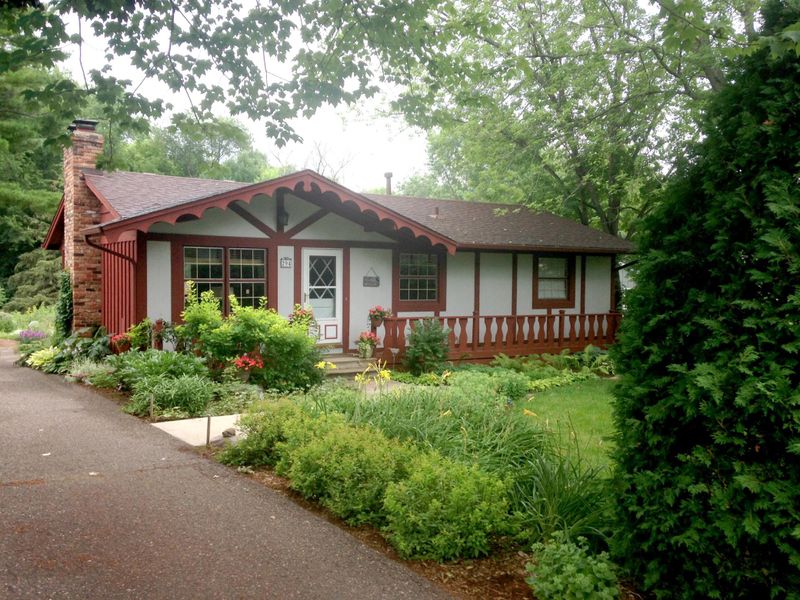 294 Greenhill Ln, Long Lake, MN 55356