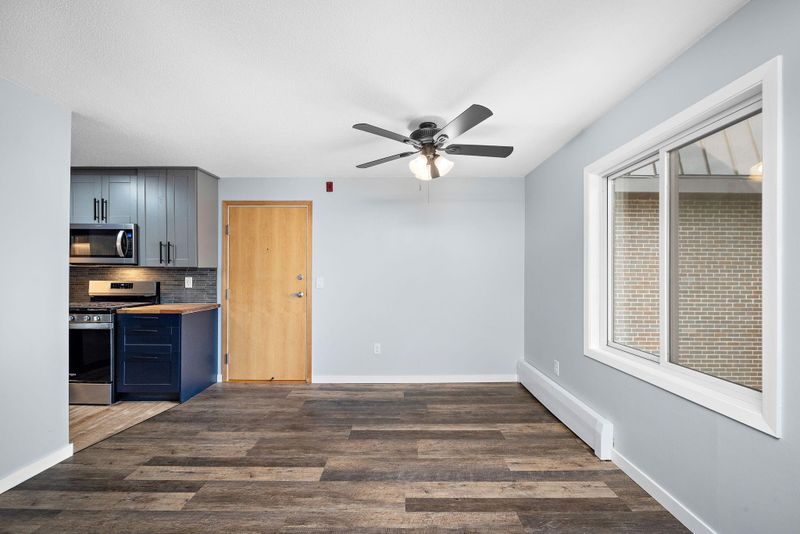4820 Park Commons Dr #225, Saint Louis Park, MN 55316