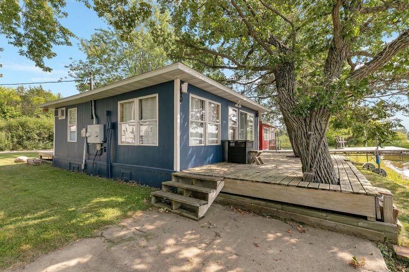20725 Edgewater Rd, Richmond, MN 56368