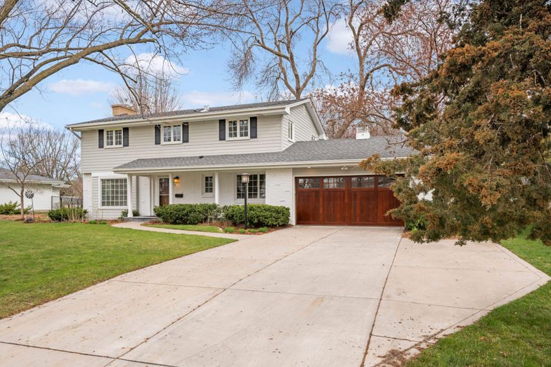 4708 Hibiscus Ave, Edina, MN 55435