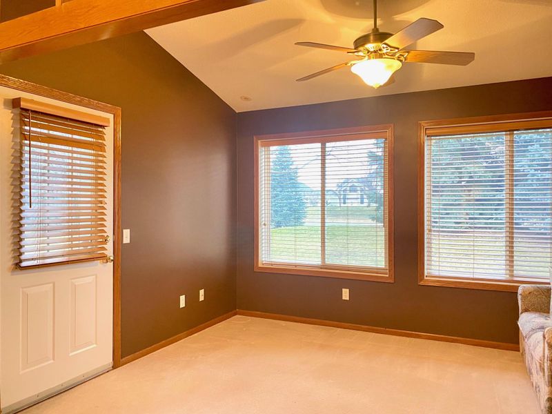 14819 Bittersweet Ct, Rosemount, MN 55068