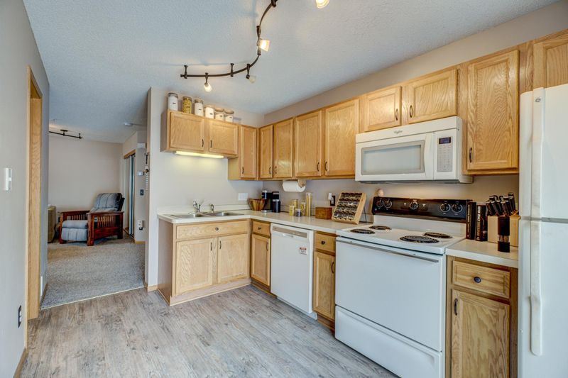 1151 100th Ln NE #C, Blaine, MN 55434