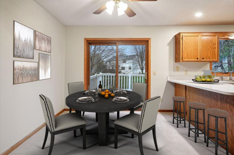 1481 Heron Dr, Chanhassen, MN 55317