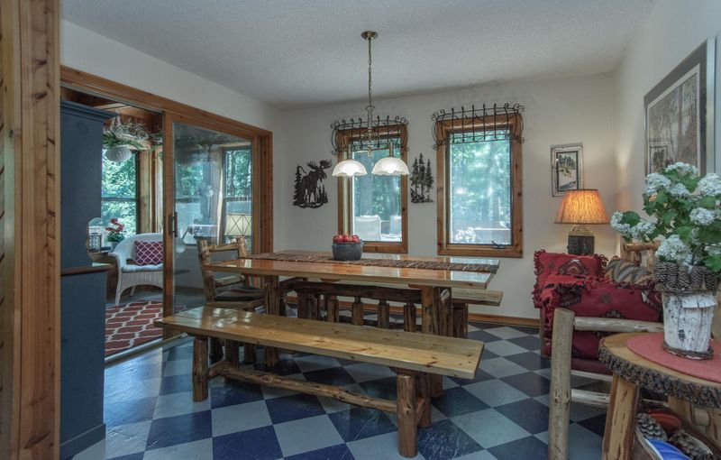 27324 Ridgewood Dr, Merrifield, MN 56465
