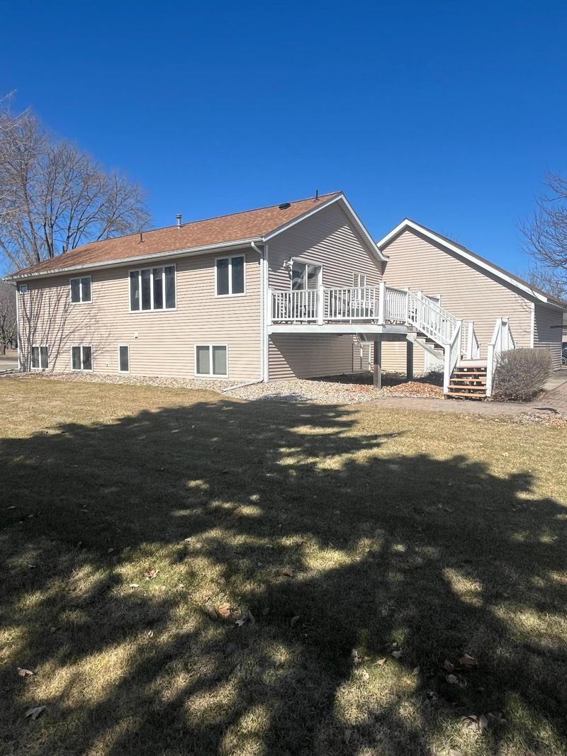 1913 20th Ave SW, Willmar, MN 56201