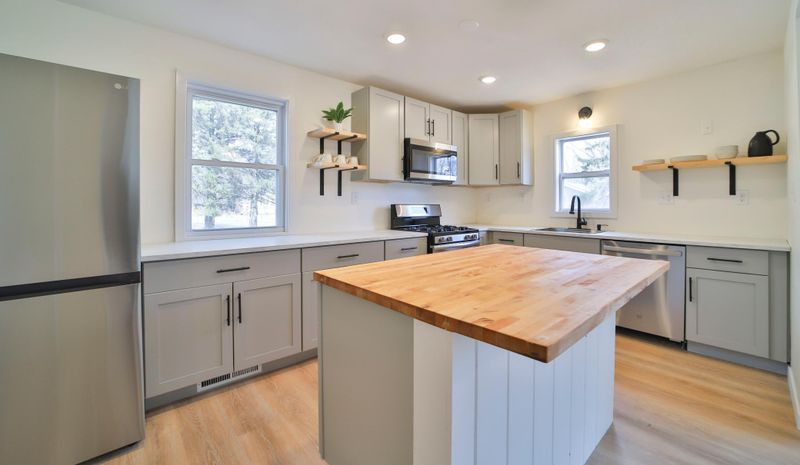 601 2nd St SW, Crosby, MN 56441
