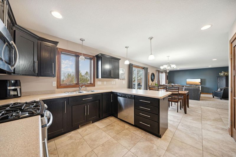 5463 Duvall St NW, Rochester, MN 55901
