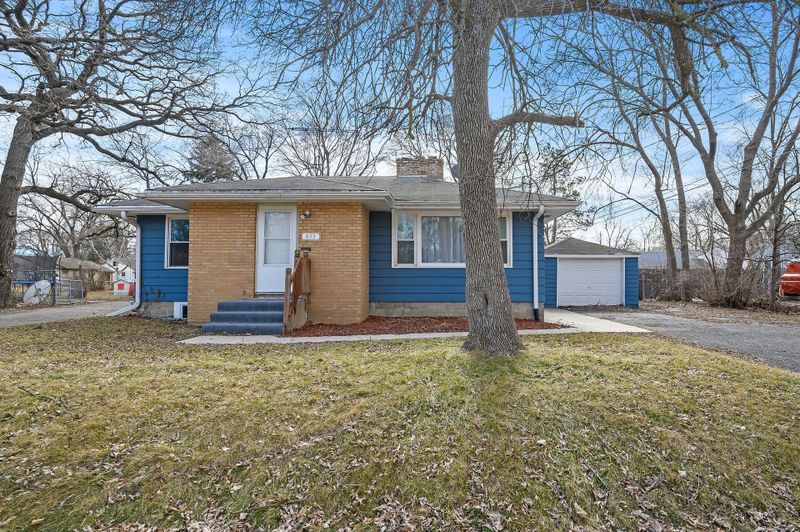 833 57th Ave N, Brooklyn Center, MN 55430