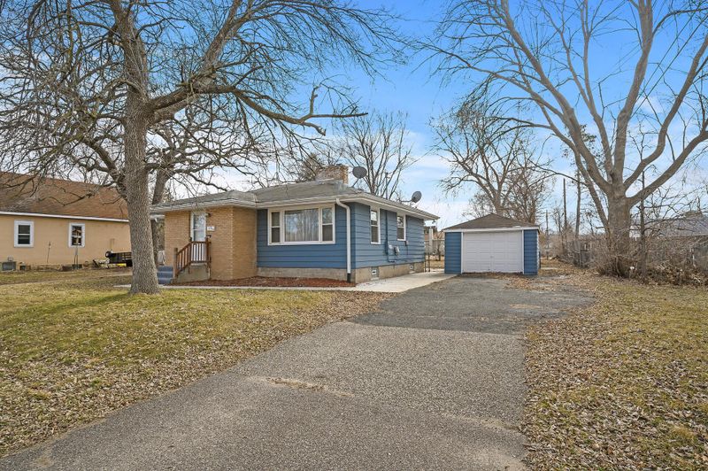 833 57th Ave N, Brooklyn Center, MN 55430