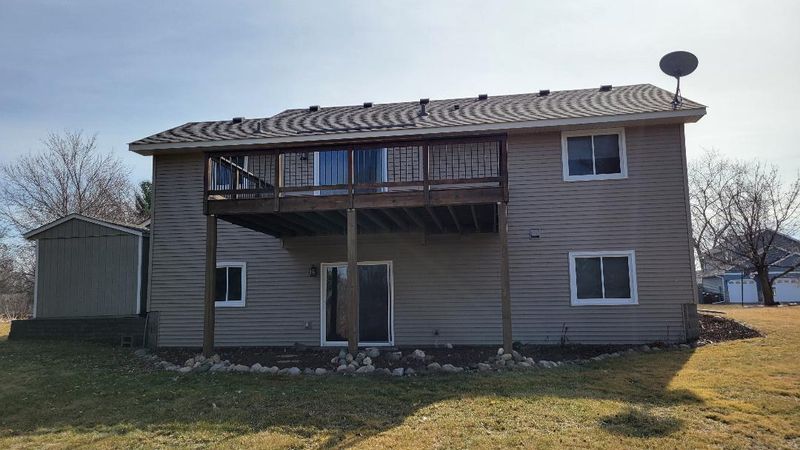5433 N Golfview Ave N, Oakdale, MN 55128