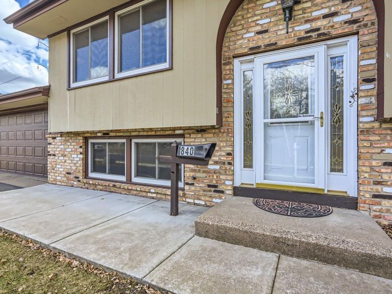 840 127th Ln NE, Blaine, MN 55434