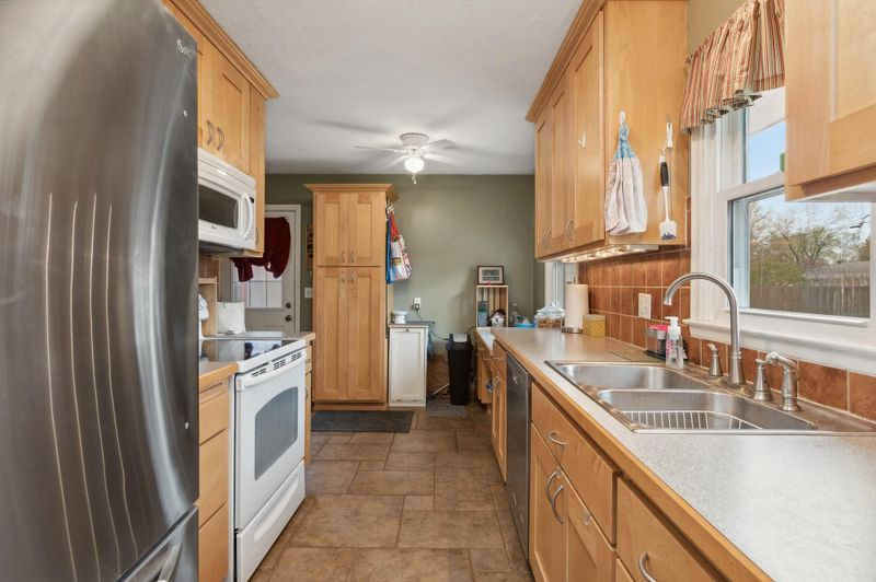 8030 Grafton Ave S, Cottage Grove, MN 55016