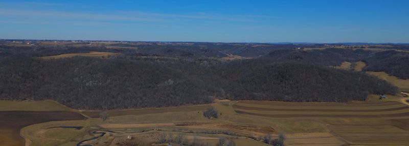 33715 Cty 16, Dakota, MN 55925