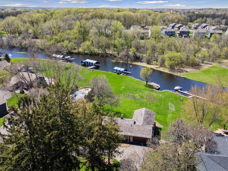 54155435 County Road 151, Mound, MN 55364