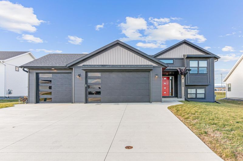265 Whetstone Pl NW, Eyota, MN 55934