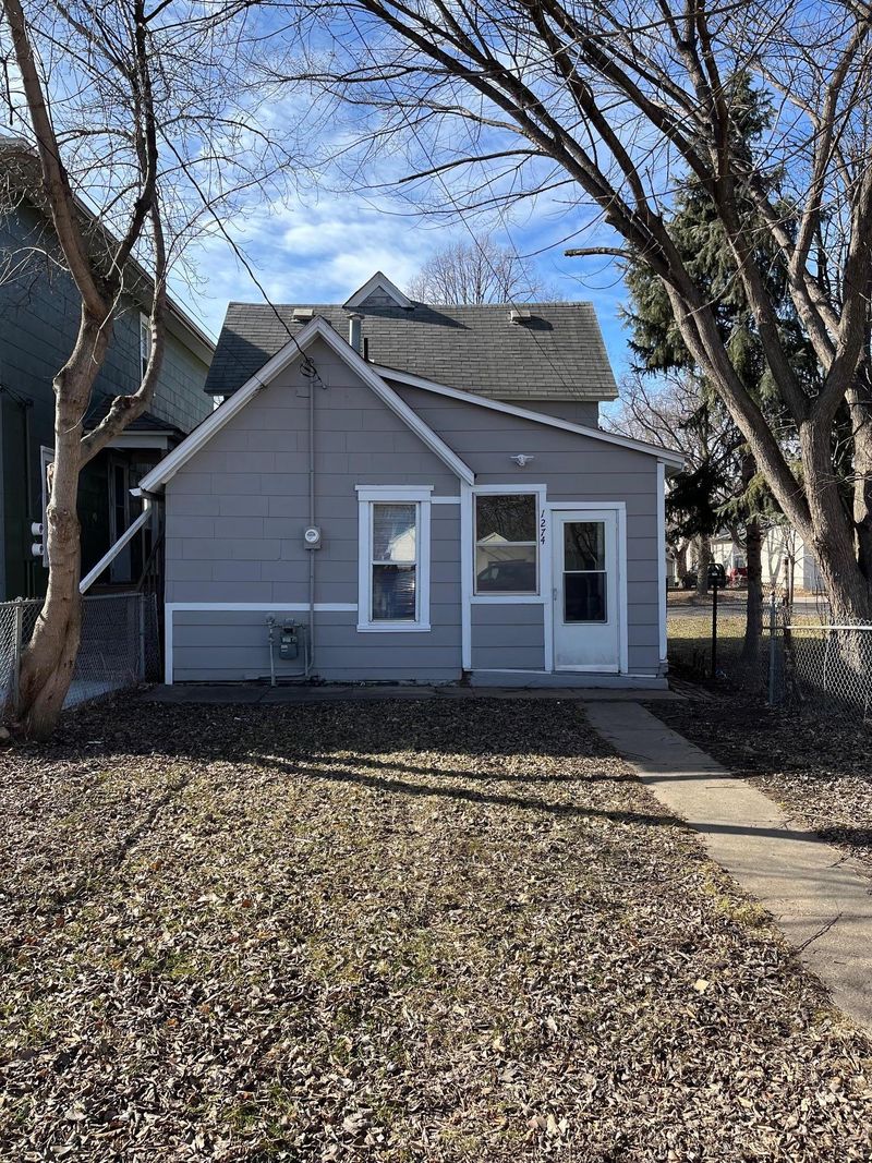 1274 Payne Ave, Saint Paul, MN 55130