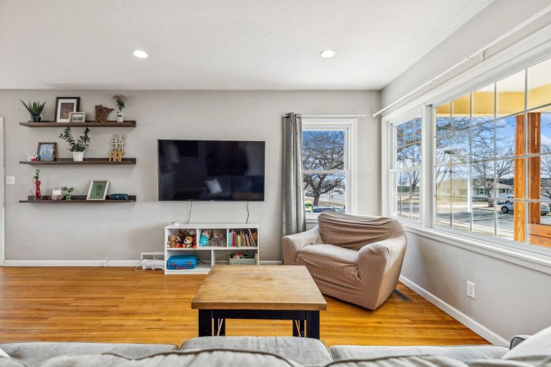515 Morse St, Norwood Young America, MN 55368