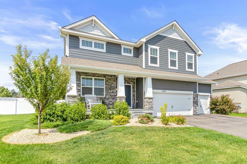 5283 151 St W, Apple Valley, MN 55124