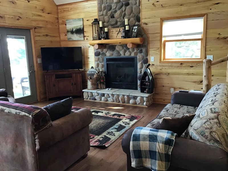 2070 Point Trl, Mora, MN 55051