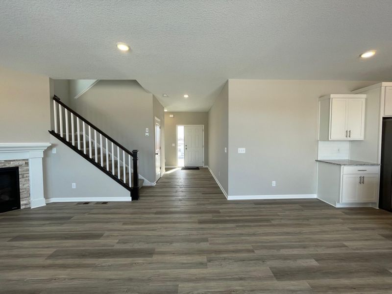 9960 32nd St NE, Saint Michael, MN 55376
