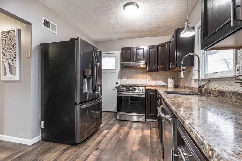 116 N Lakeside Dr, Fergus Falls, MN 56537