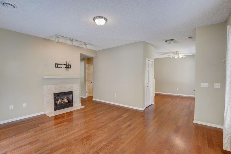 329 Heritage Trl, Circle Pines, MN 55014