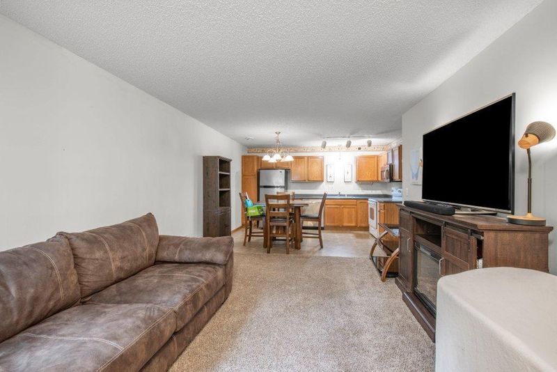 25560 Pine Ridge Rd, Zimmerman, MN 55398