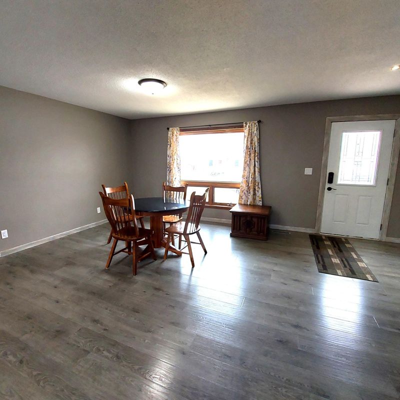 217 4th St NE, Pennock, MN 56279