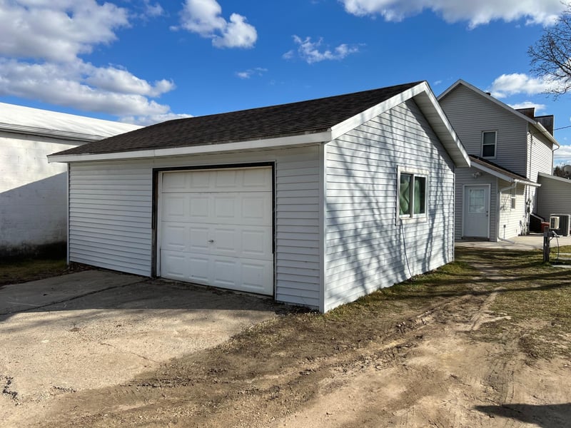 420 Division St, Millville, MN 55957