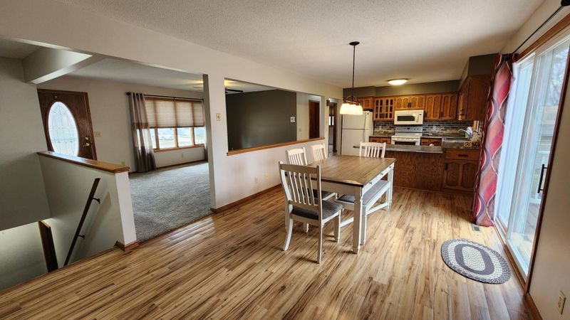 1110 W Fairview Ave, Olivia, MN 56277