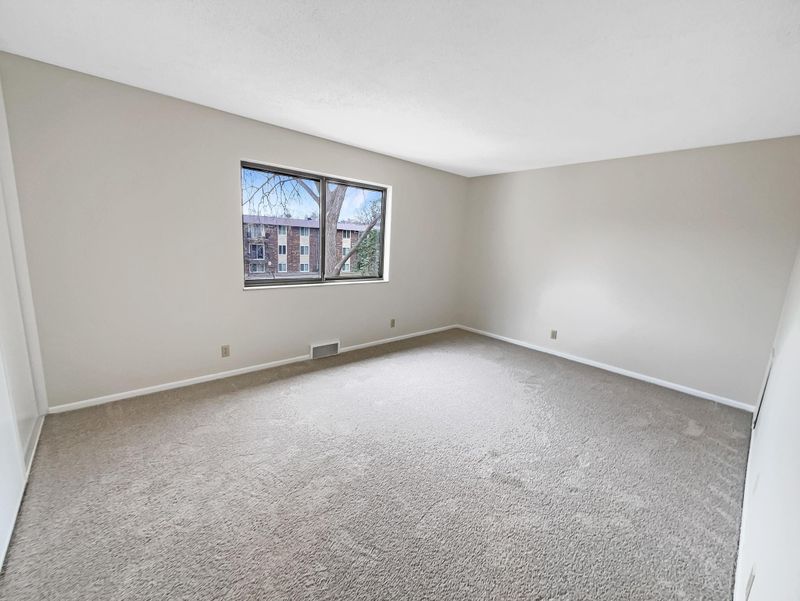 7523 62nd Ct N, Brooklyn Park, MN 55428