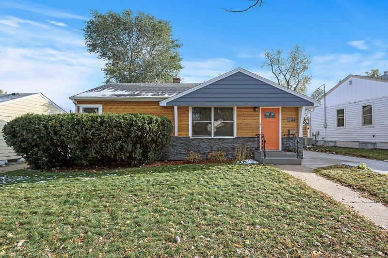 24 Susan Ave, Saint Paul, MN 55116