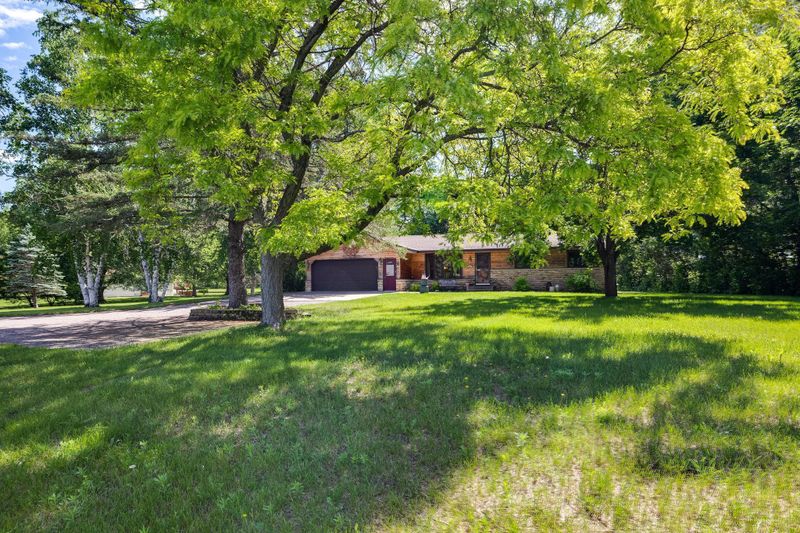 15911 Xenia St NW, Andover, MN 55304