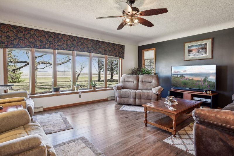 78399 St Hwy 4, Hector, MN 55342