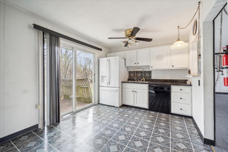 8801 Naples St NE, Lexington, MN 55449