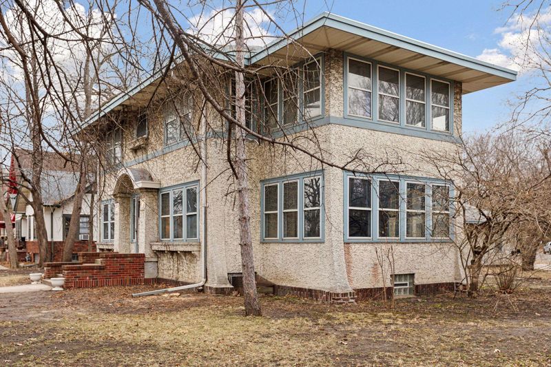 2406 Seabury Ave, Minneapolis, MN 55406