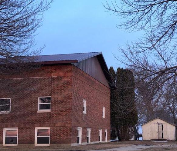445 Main St, Revere, MN 56166