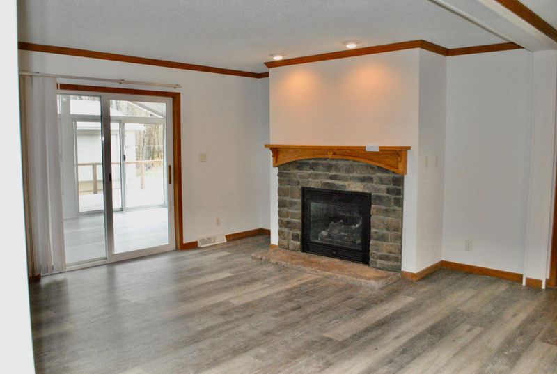 340 E Schubert St, Wahkon, MN 56386