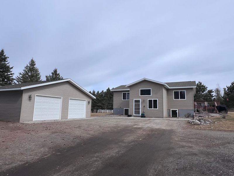1132 Augusta Dr NE, Bemidji, MN 56601