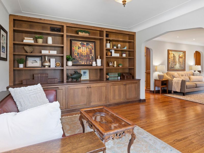 4363 Mackey Ave, Saint Louis Park, MN 55424